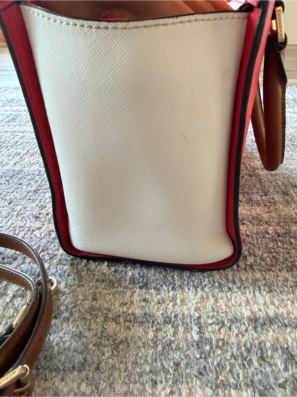 Michael Kors Coral and Cream Saffiano Leather Satchel 🪸 - Picture 4 of 5
